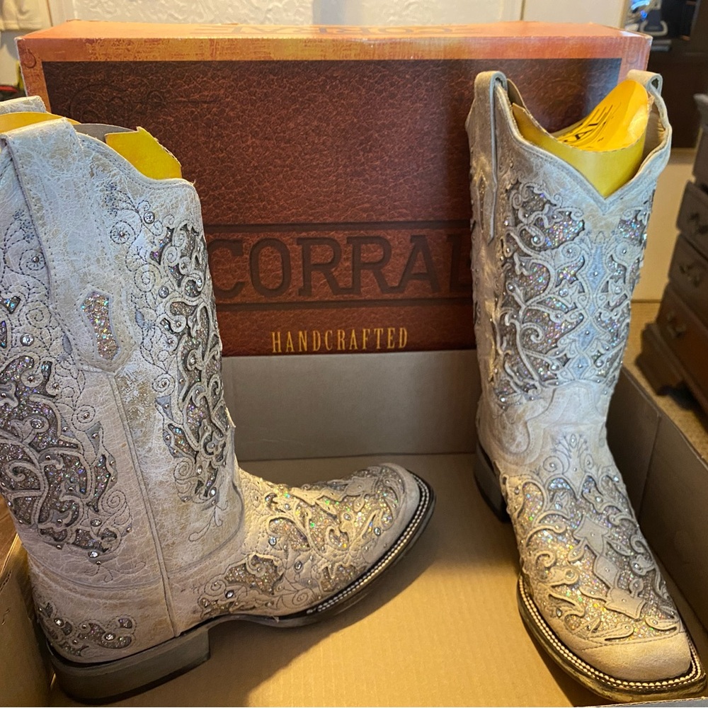Off white Corral Western boots with glitter and stone embellish. - Picture 1 of 2